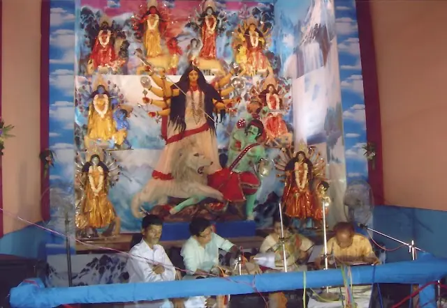 Priests before the idols